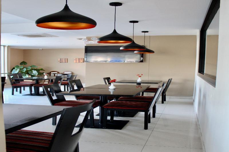 Habitat Hotel